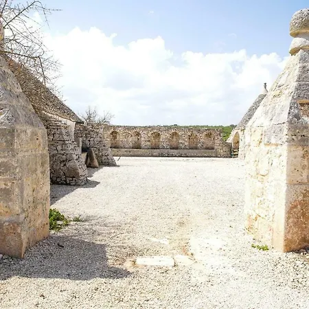 Masseria Guadiano Vecchio *