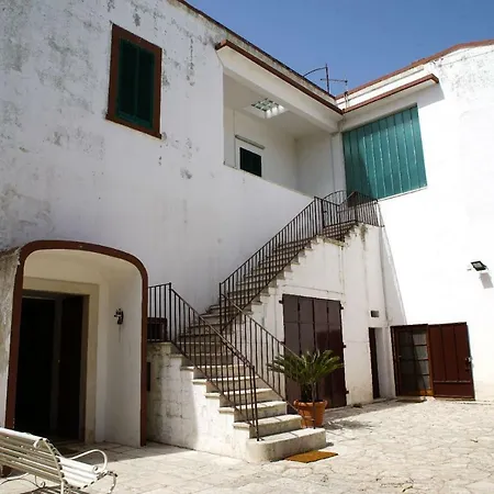 Holiday home Masseria Guadiano Vecchio *